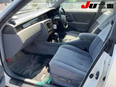 TOYOTA CROWN MAJESTA