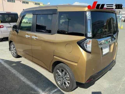 TOYOTA TANK
