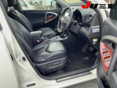 TOYOTA VANGUARD