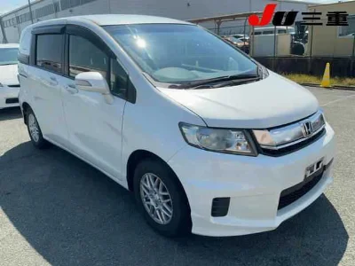 HONDA FREED SPIKE