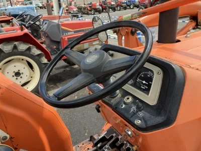 KUBOTA KUBOTA