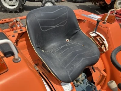 KUBOTA KUBOTA