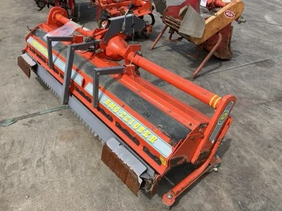KUBOTA KUBOTA