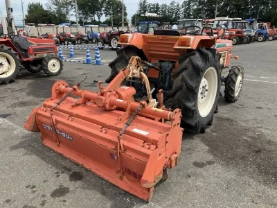 KUBOTA KUBOTA