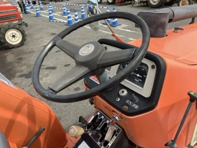 KUBOTA KUBOTA
