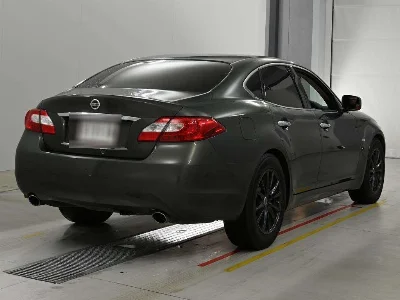 NISSAN FUGA