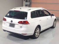 Цена авто Volkswagen Golf с аукционов Японии, номер кузова AUCHP, пробег 21 000, оценка 8
