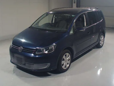 VOLKSWAGEN GOLF TOURAN