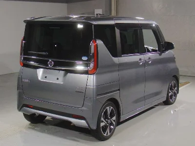 NISSAN ROOX
