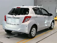 Цена авто Toyota Vitz с аукционов Японии, номер кузова KSP130, пробег 72 000, оценка 9