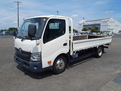 TOYOTA DYNA
