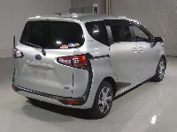 Цена авто Toyota Sienta с аукционов Японии, номер кузова NHP170G, пробег 102 000, оценка 8