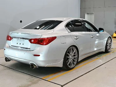 NISSAN SKYLINE