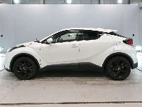Цена авто Toyota C-HR с аукционов Японии, номер кузова NGX50, пробег 62 000, оценка 8