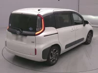 Цена авто Toyota Sienta с аукционов Японии, номер кузова MXPL10G, пробег 149 000, оценка 4