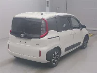 Цена авто Toyota Sienta с аукционов Японии, номер кузова MXPL10G, пробег 29 000, оценка 2