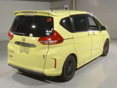 HONDA FREED+