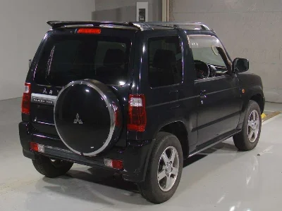 MITSUBISHI PAJERO MINI