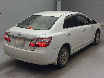 TOYOTA PREMIO