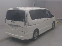 Цена авто Nissan Serena с аукционов Японии, номер кузова HFC26, пробег 162 000, оценка 2