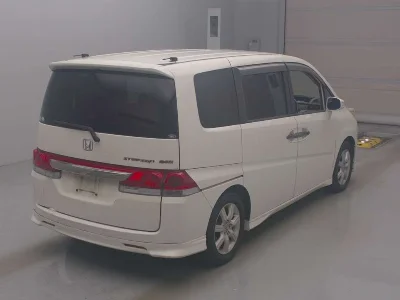 HONDA STEP WAGON