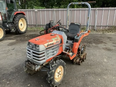 KUBOTA KUBOTA
