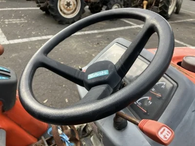 KUBOTA KUBOTA