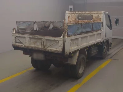 MITSUBISHI CANTER