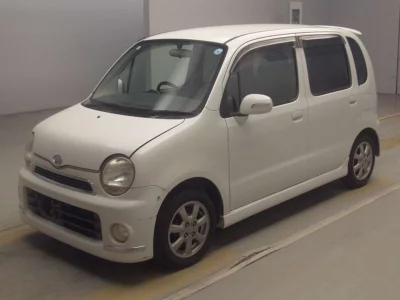 DAIHATSU MOVE LATTE