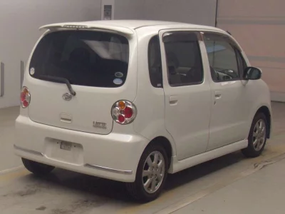 DAIHATSU MOVE LATTE