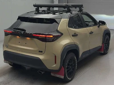 TOYOTA YARIS CROSS