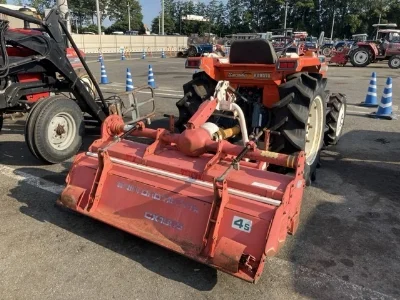KUBOTA KUBOTA