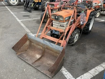 KUBOTA KUBOTA