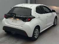 Цена авто Toyota Yaris с аукционов Японии, номер кузова KSP210, пробег 64 000, оценка 8