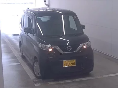 NISSAN ROOX