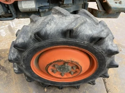 KUBOTA KUBOTA