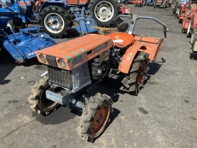 KUBOTA KUBOTA