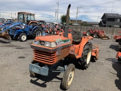 KUBOTA KUBOTA