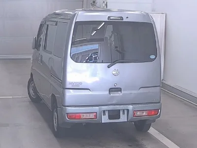 NISSAN CLIPPER VAN