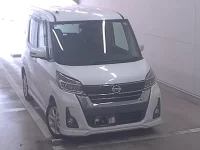 Цена авто Nissan Dayz Roox с аукционов Японии, номер кузова B21A, пробег 102 000, оценка 8