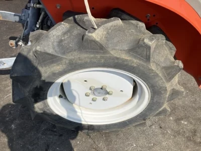 KUBOTA KUBOTA