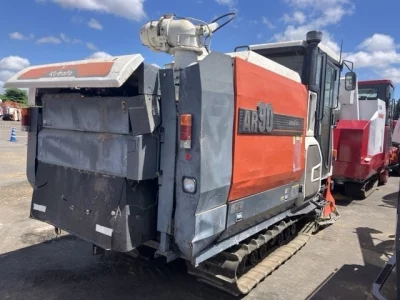 KUBOTA KUBOTA