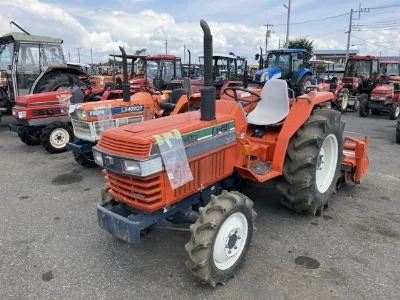 KUBOTA KUBOTA