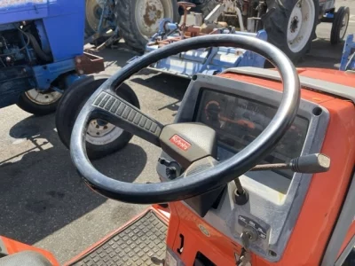 KUBOTA KUBOTA