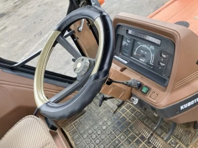 KUBOTA KUBOTA