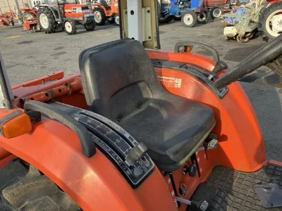 KUBOTA KUBOTA