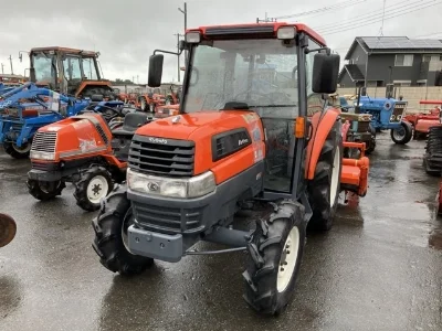 KUBOTA KUBOTA