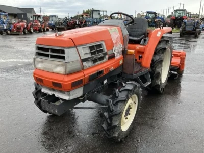 KUBOTA KUBOTA