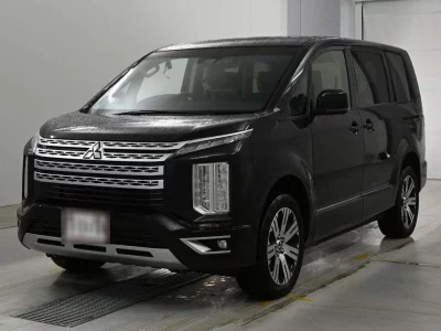 MITSUBISHI DELICA D5