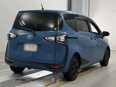 Статистика аукционов Toyota Sienta